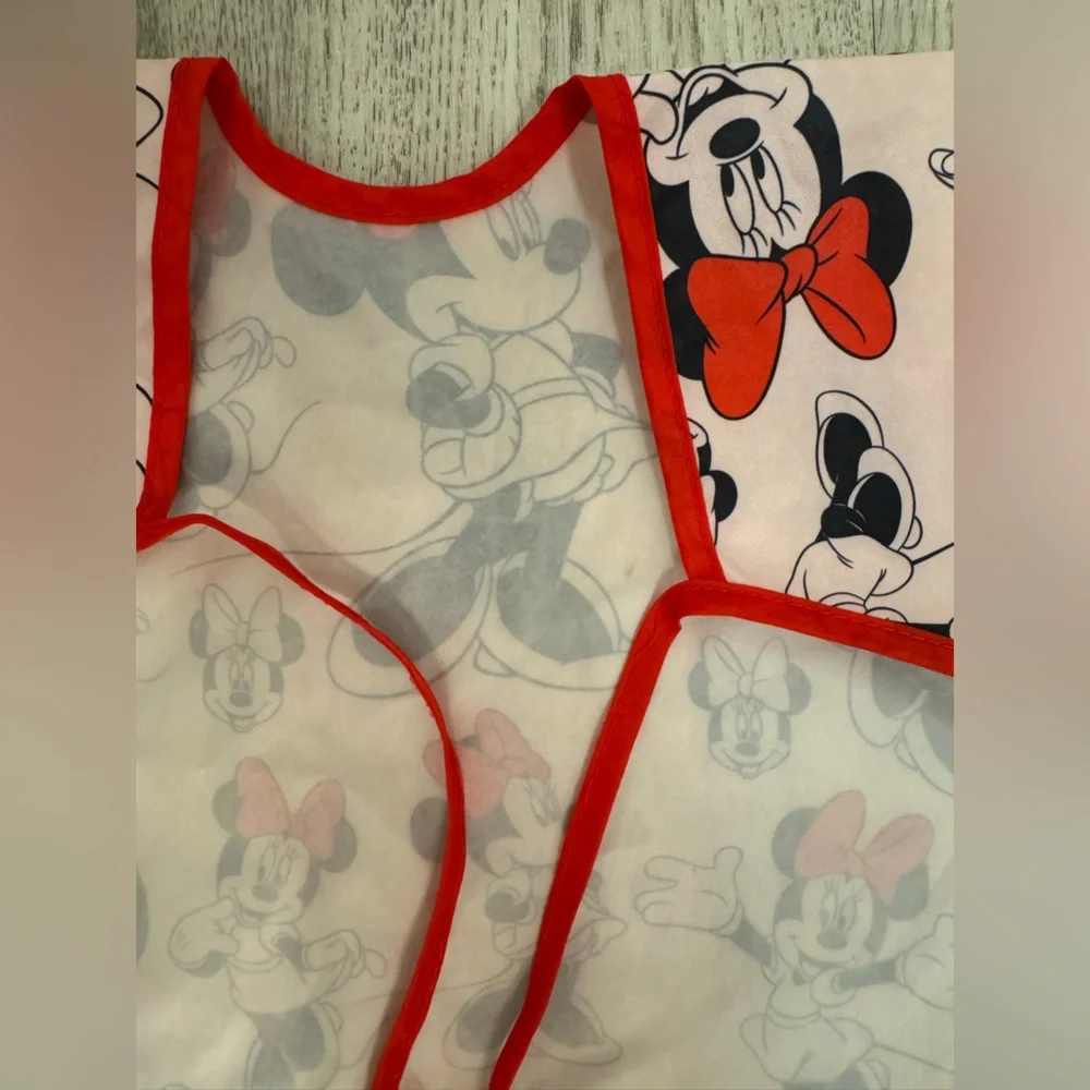 Disney Minnie Mouse Kids long sleeve bib - Pink and Red